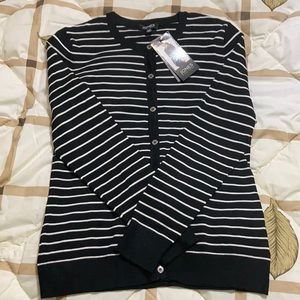 Selling Small Womens cardigan